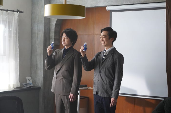 藤原竜也/新CM「プレゼン」篇より(提供写真)