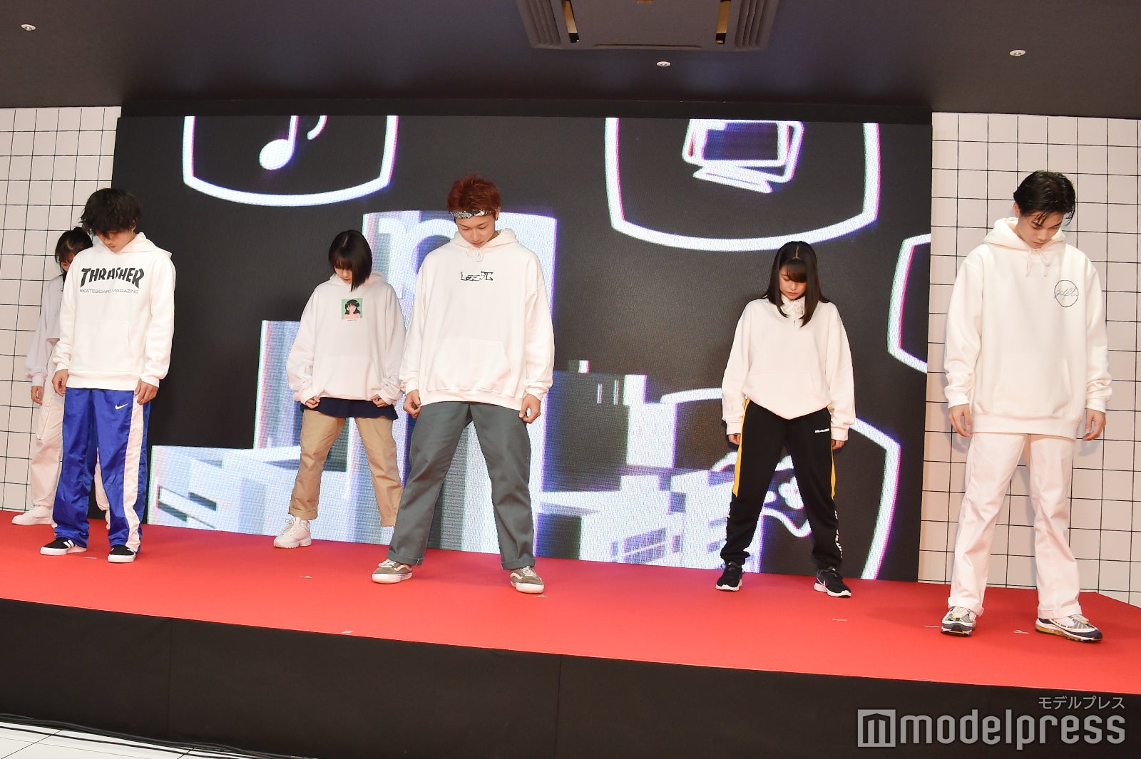 ハチスタスペシャルダンスパフォーマンスの様子（C）モデルプレス