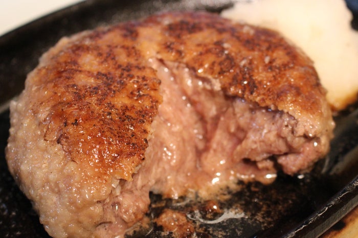 “飲めるハンバーグ”／画像提供：AATJ