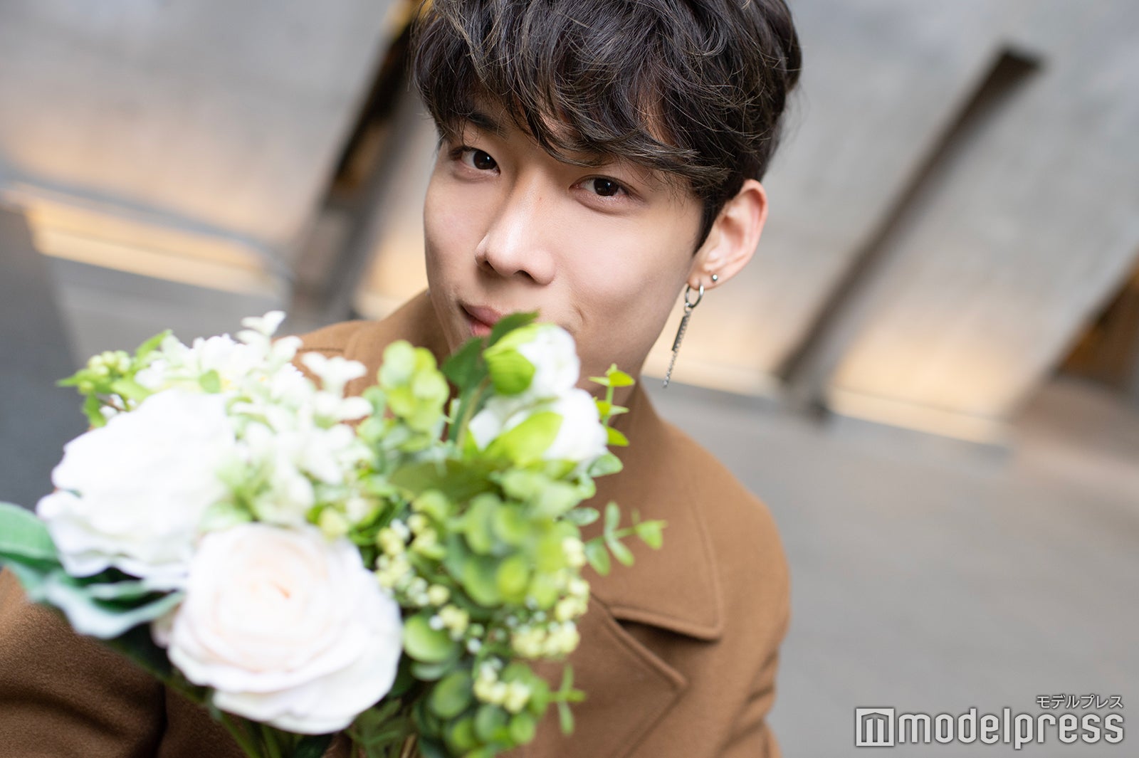 ロビン（C）モデルプレス