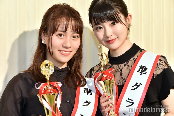 山中陽菜さん、岡町綾乃さん(C)モデルプレス