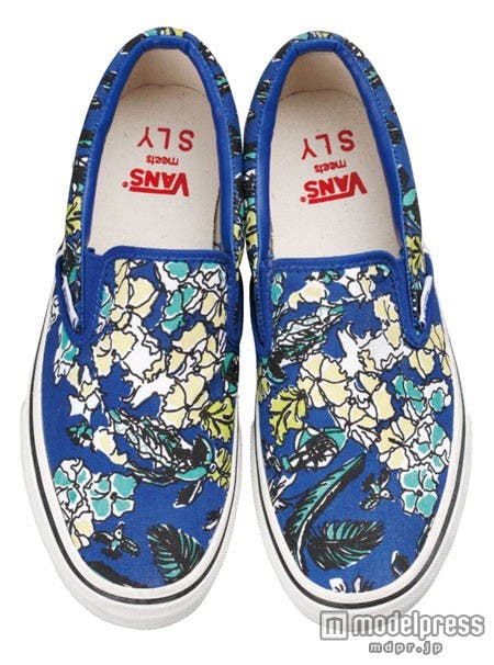 Bird in Forest柄と「VANS」とのコラボスニーカー