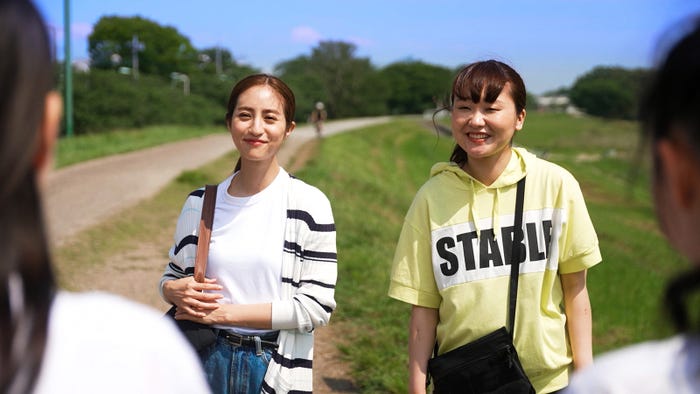 堀田茜、吉住(C)日本テレビ