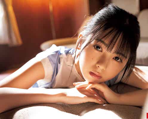 乃木坂46筒井あやめ、ノースリーブで素肌魅せ 上目遣いショットにドキッ<独占カットあり>