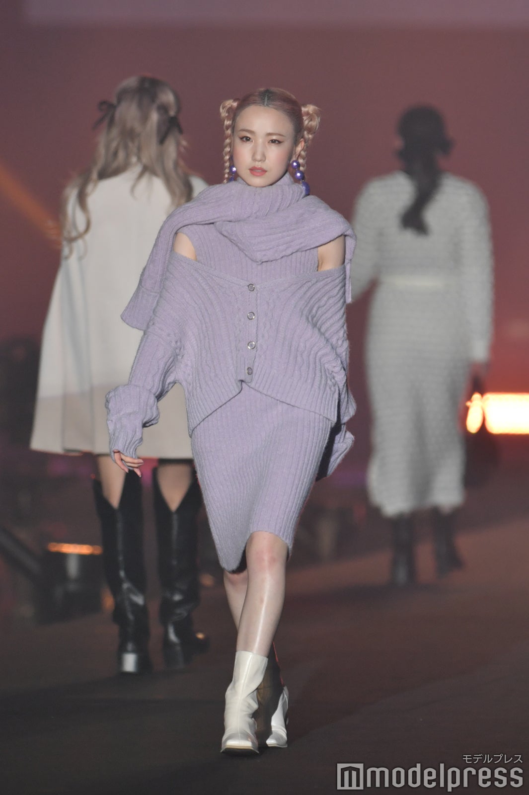 （C）モデルプレス