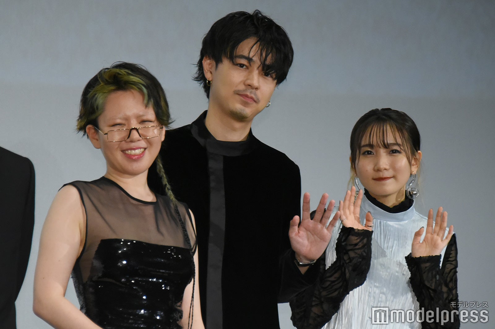 （左から）中村佳穂、成田凌、幾田りら（C）モデルプレス
