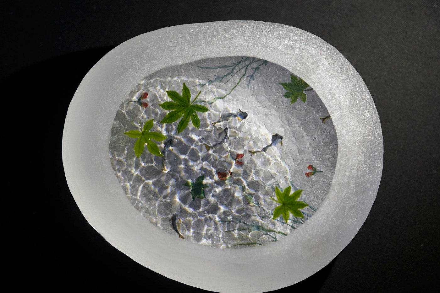 ガラス文鎮 久保 裕子（富山県）／提供画像