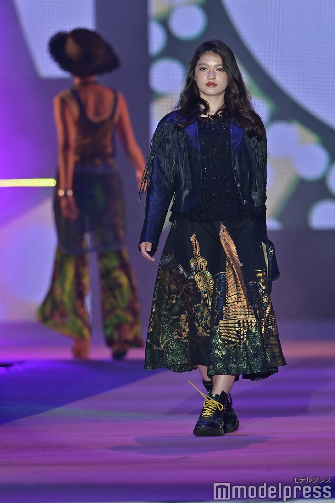 （C）モデルプレス