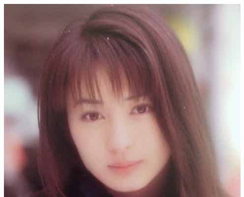 新山千春、16歳のデビュー当時が衝撃の輝き 20年間変わらぬ美しさ