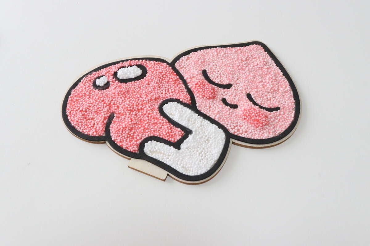 DIYぬりえジェル（カカオフレンズ、アピーチ）　色付け完了