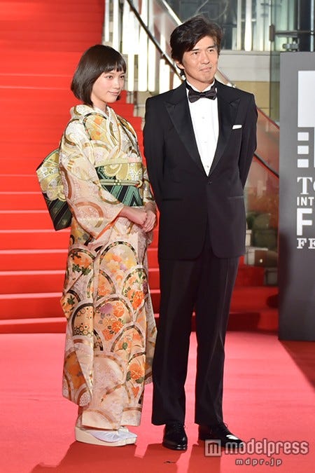 本田翼、佐藤浩市