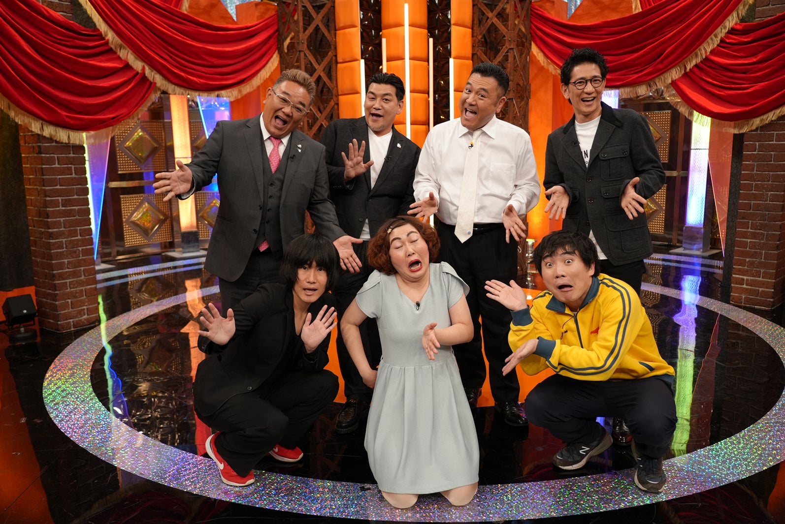 （上段左から）サンドウィッチマン、アンタッチャブル（下段左から）伊藤幸司、吉住、国崎和也（C）テレビ朝日