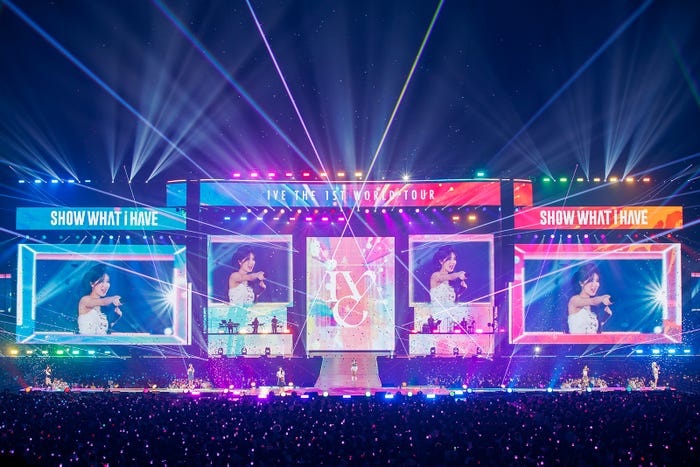 IVE「IVE THE 1ST WORLD TOUR ‘SHOW WHAT I HAVE’」より(C)撮影:田中聖太郎写真事務所