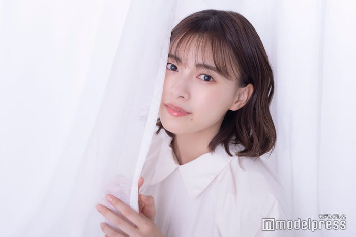 新條由芽(C)モデルプレス