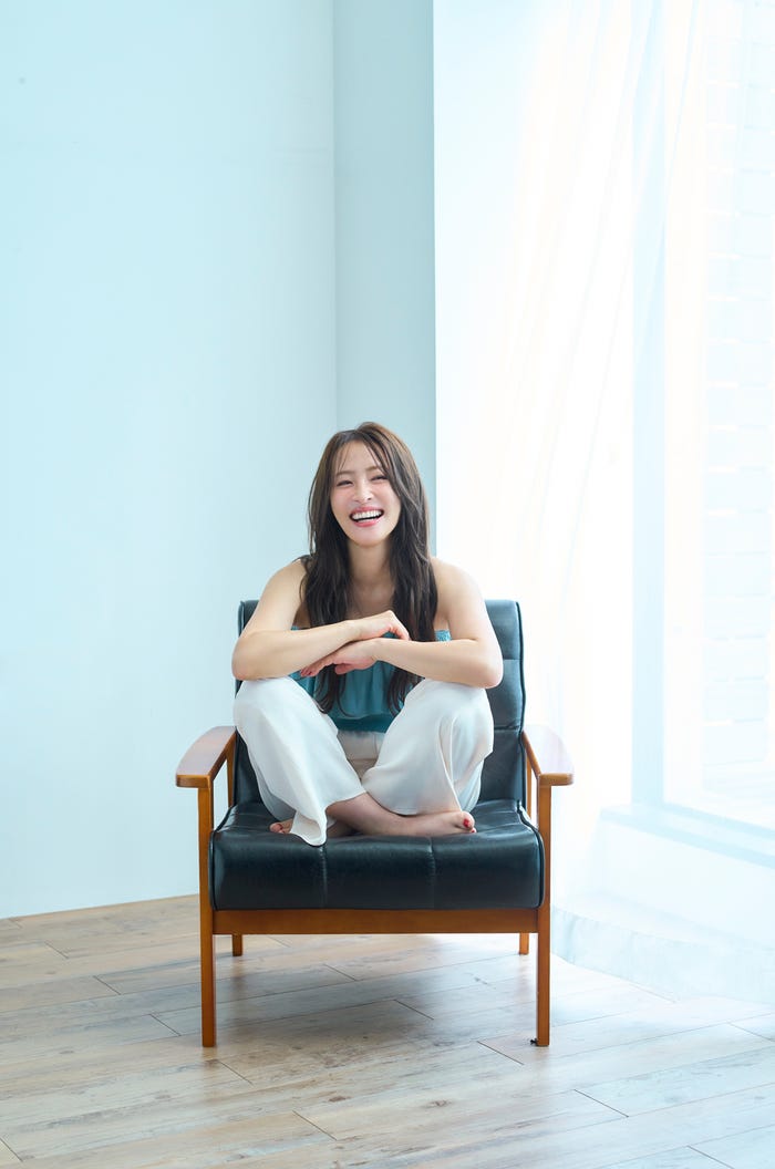 「遅咲き 肌管理オタク 美容に全ぶり」掲載カット(画像提供:ワニブックス)