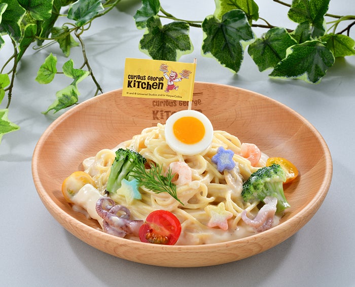 『星をかぞえて』お空のシーフードクリームパスタ1,680円(税込)(C)&(R) UCS LLC and HC LLC