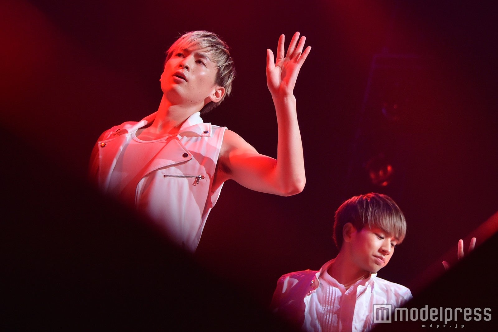 小見山直人、佐藤友祐 （C）モデルプレス