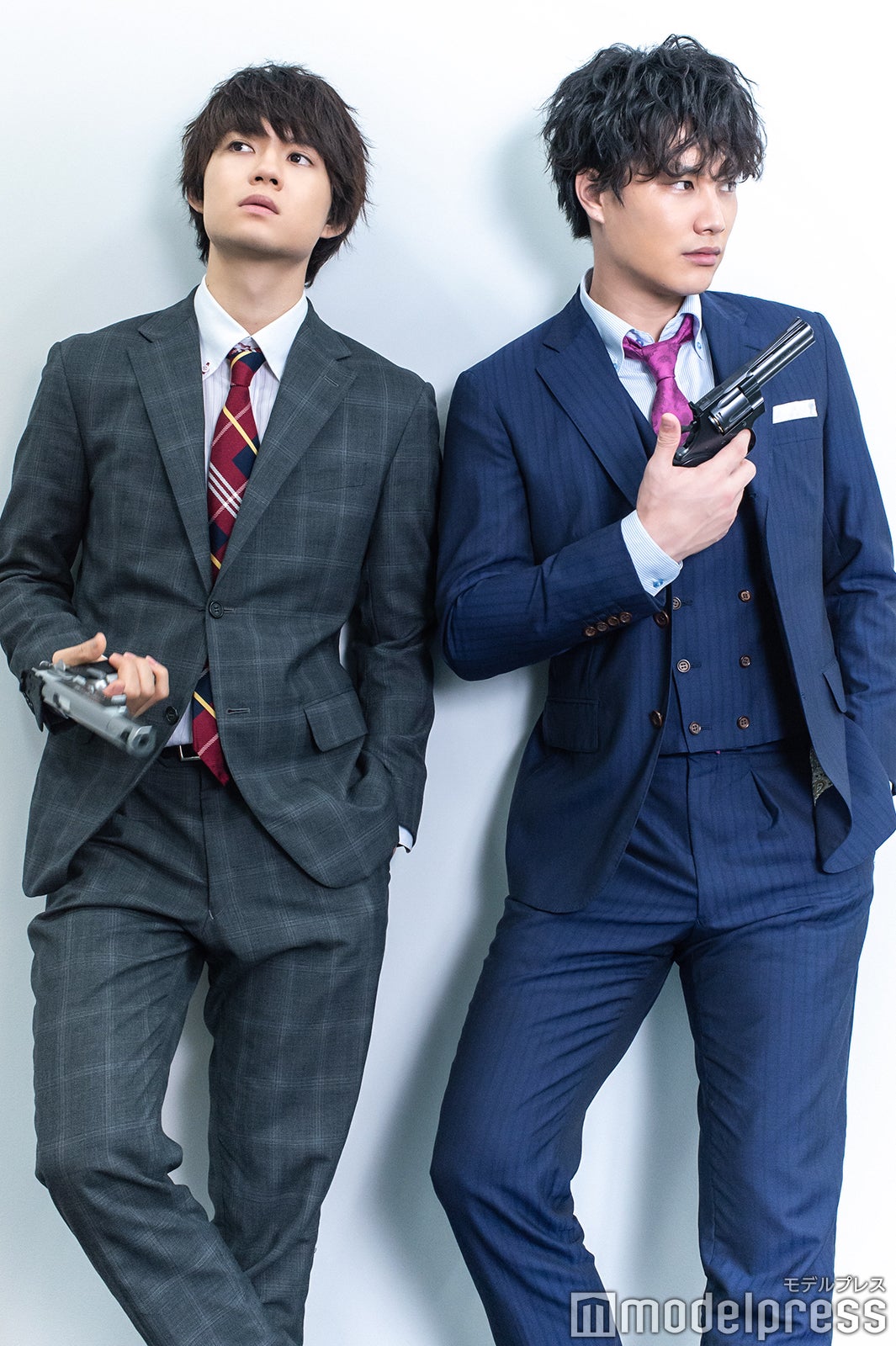 鈴木伸之＆佐野勇斗、クールな“さぼりエピソード”告白 初共演で意気投合＜「俺たちはあぶなくない」インタビュー＞ - モデルプレス