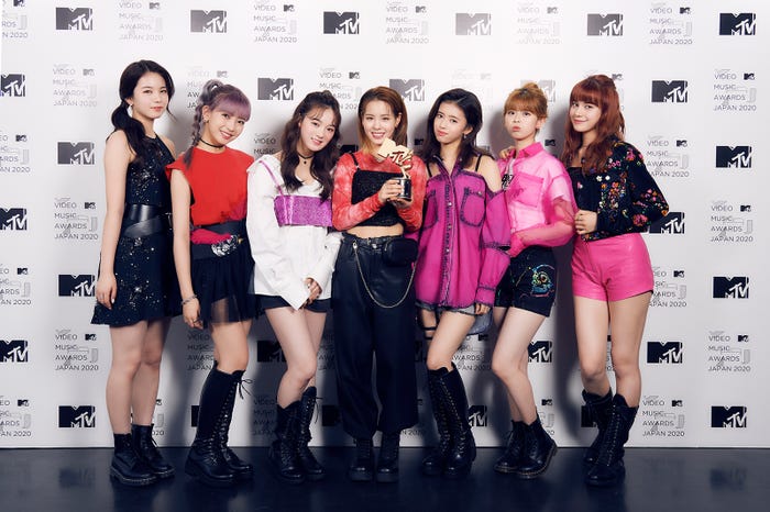 NiziU(C)田中聖太郎