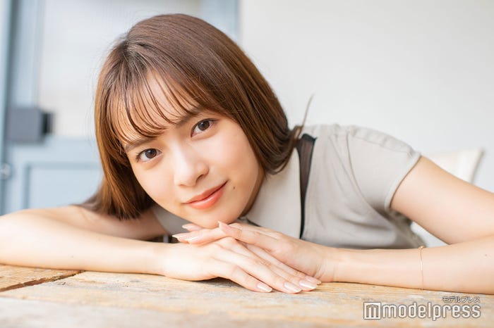 新條由芽(C)モデルプレス