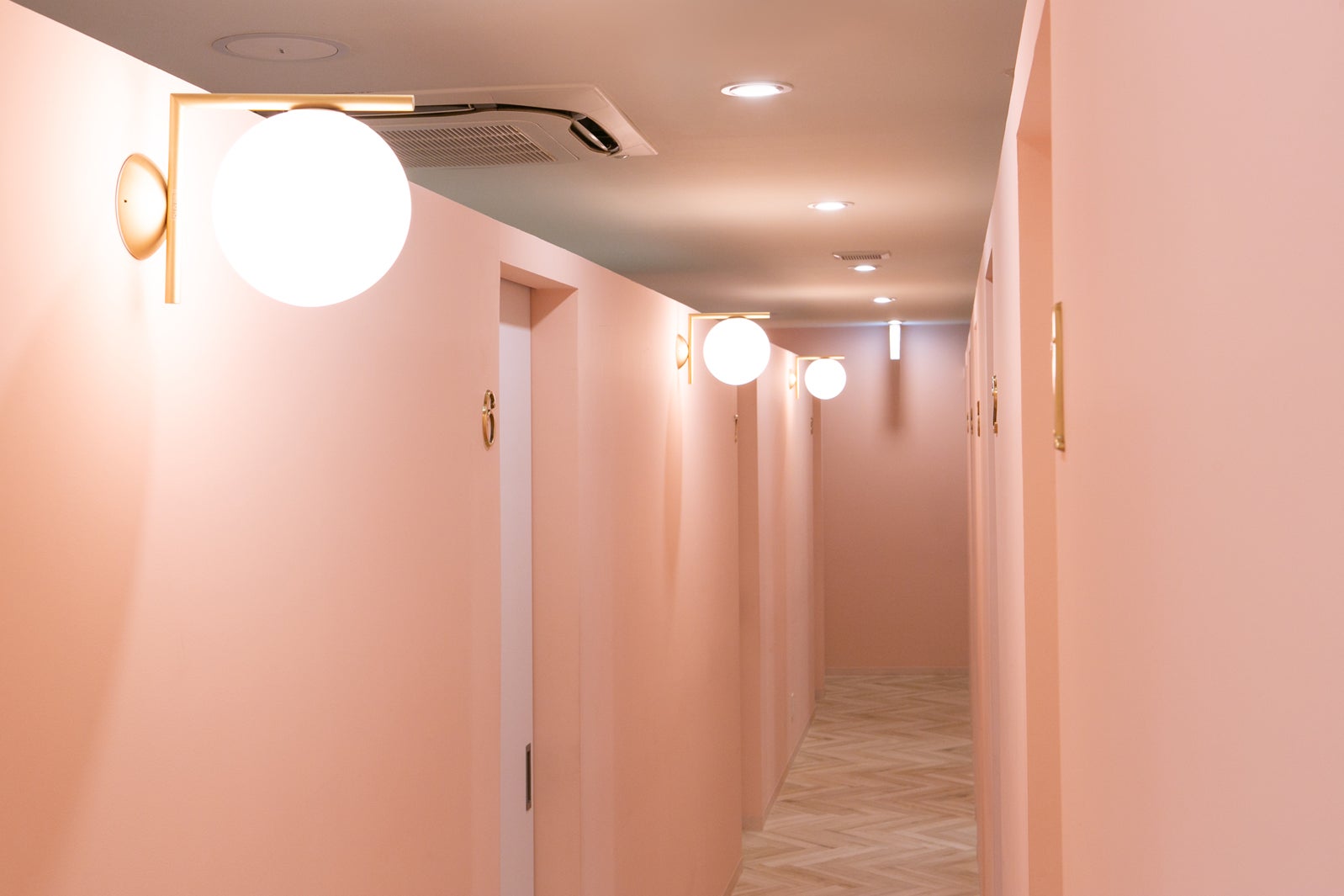 サロン内の様子