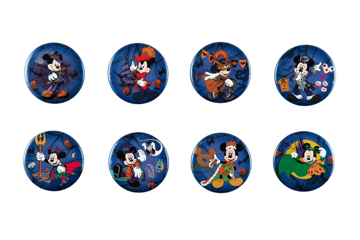 カンバッジセット¥2,400（C）Disney
