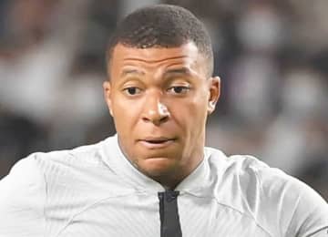 レアル・エムバペ、シャビアロンソ監督に「ありがとう」感謝綴る 7選手は未だ発言なし