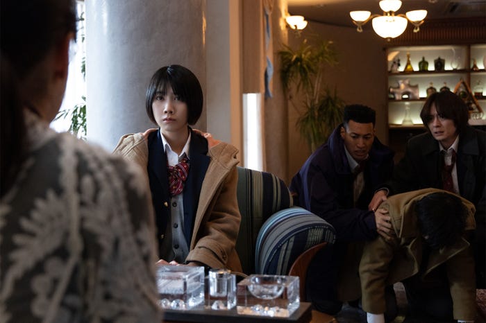 松本穂香、関口メンディー、犬飼貴丈「95」第9話より(C)「95」製作委員会