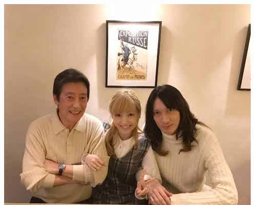 神田沙也加、村田充と結婚を発表 父・神田正輝と3ショット<コメント全文>