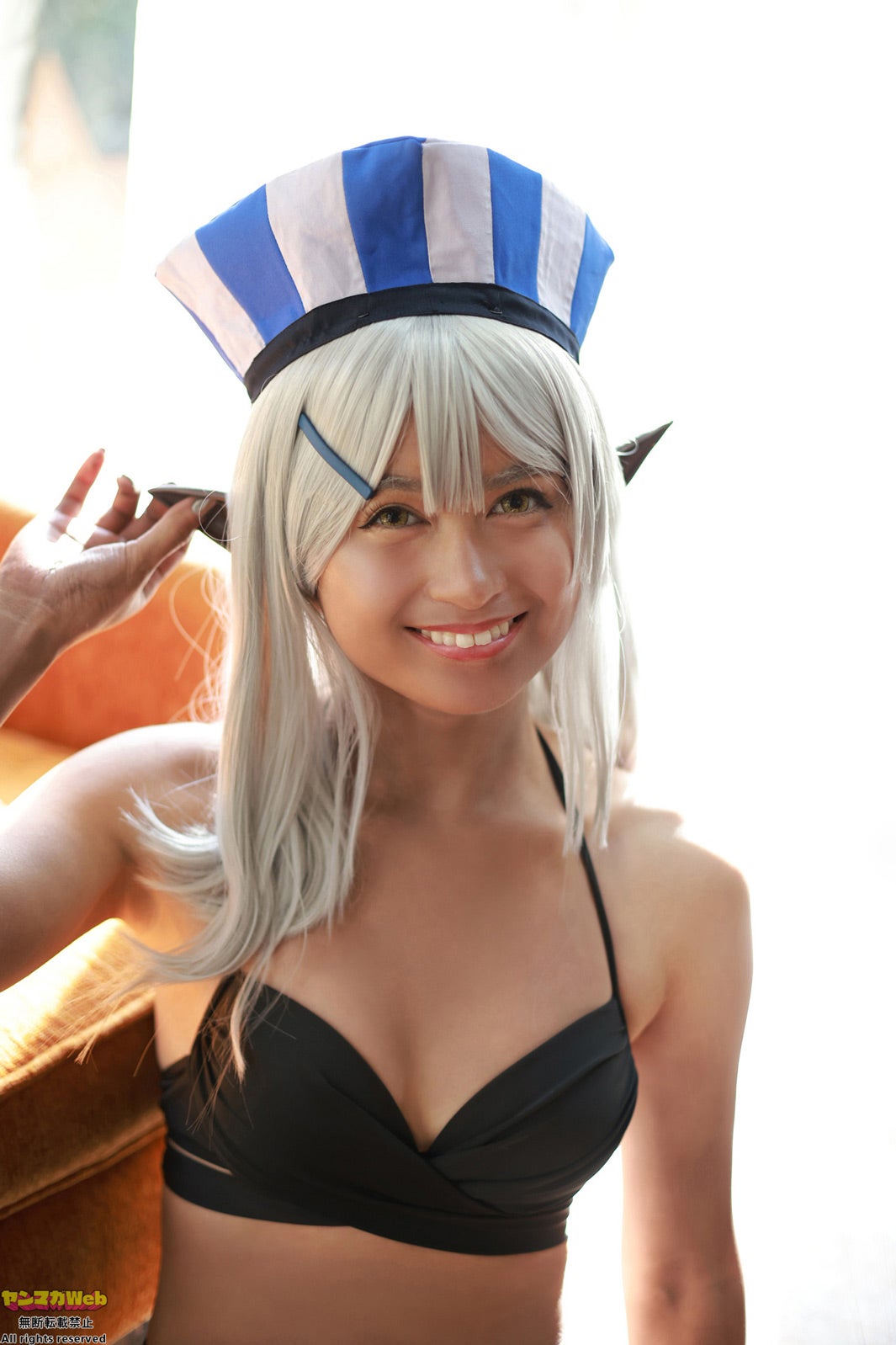 西山乃利子、キュートな笑顔輝くコスプレ姿で魅了