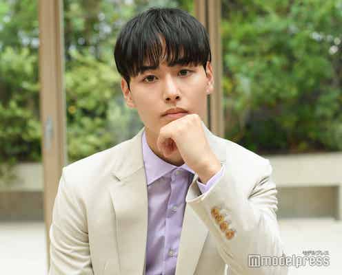 「ボーイフレンド」シュン、上裸で肉体美披露「腹筋すごい」「かっこいい」の声