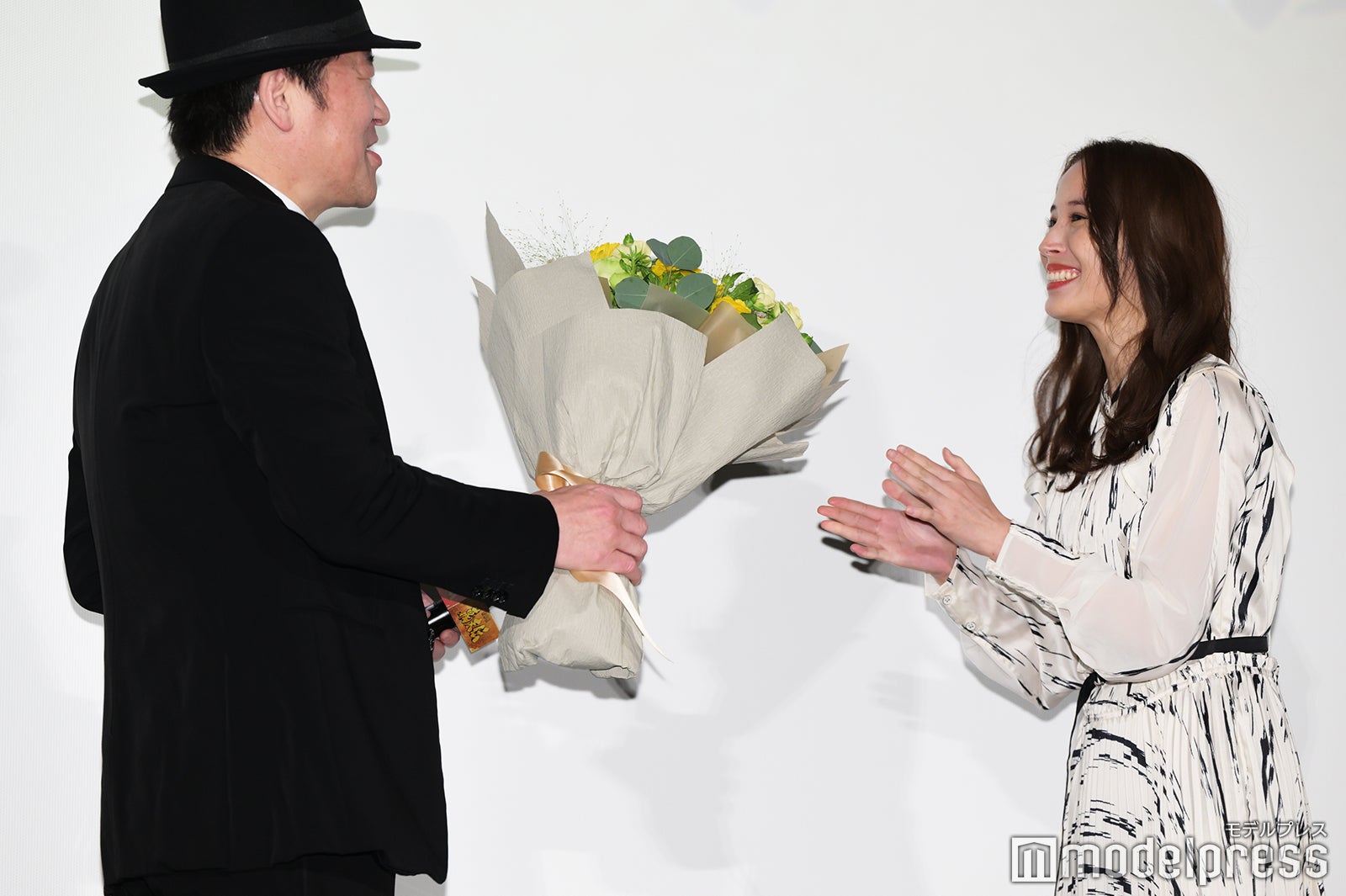 佐藤二朗、広瀬アリス（C）モデルプレス