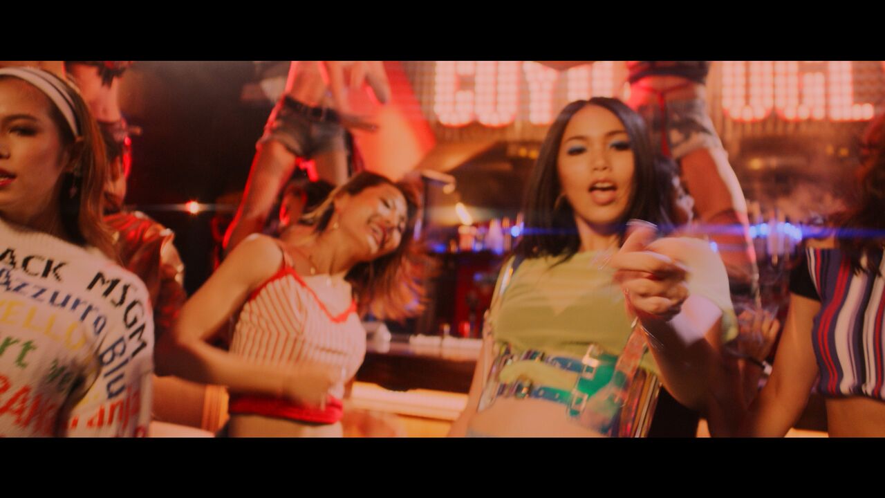 BananaLemon「LOOK AT ME, LOOK AT ME」MVより（提供画像） 