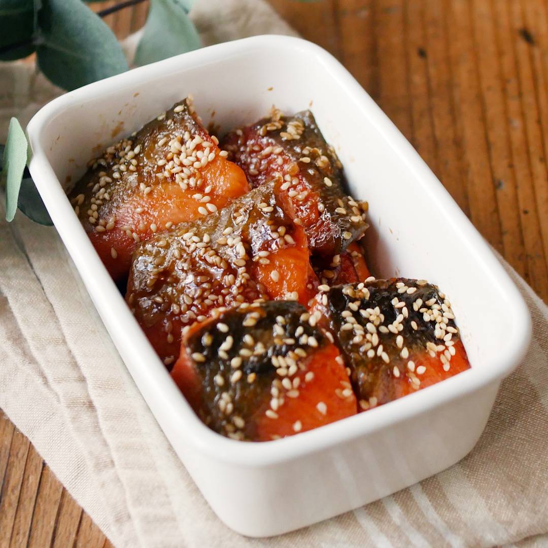 【作り置き】お弁当にも。鮭の甘辛ごま照り焼き
