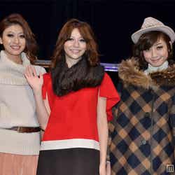 「GINGER」創刊2周年イベントに登場した(左から)山田優、香里奈、西山茉希