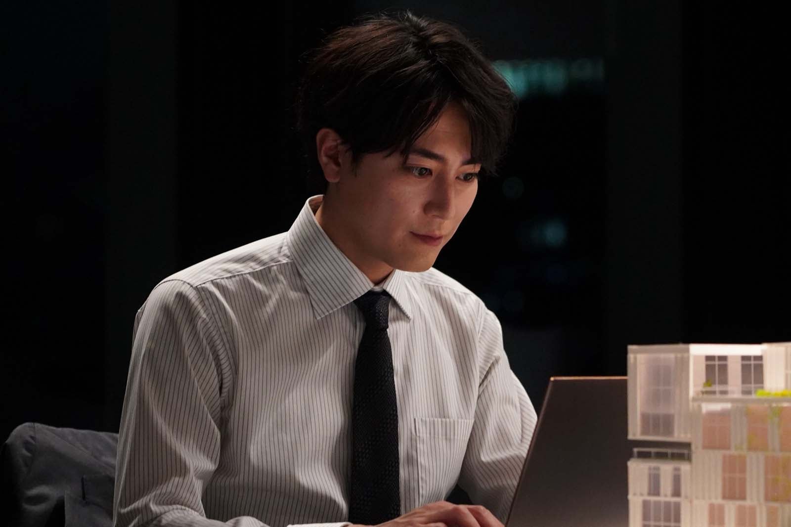 間宮祥太朗「真夏のシンデレラ」第8話より（C）フジテレビ