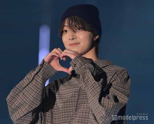 &TEAM・EJがランウェイデビュー ハートファンサ振りまく<TGC 2023 S/S>