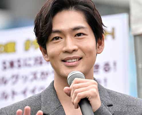 松下洸平、サプライズ登場でファン驚き “ガチャ”で山崎賢人引き歓喜も「本人にバレないように…」<アトムの童>