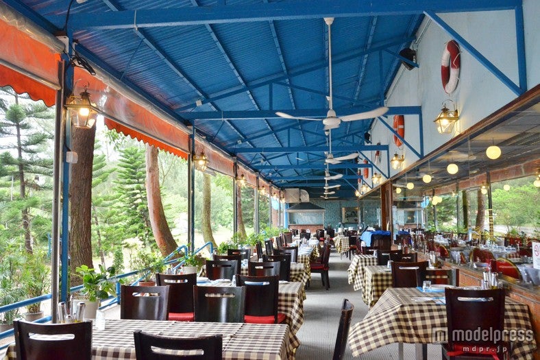 開放感溢れるテラス席