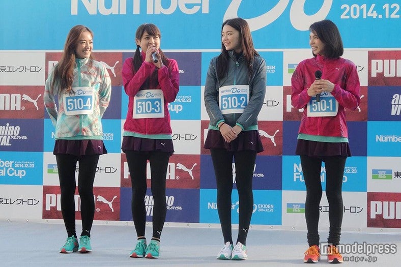 （左から）夏美（斎藤夏美）、松元絵里花、高原愛、鈴木サチ