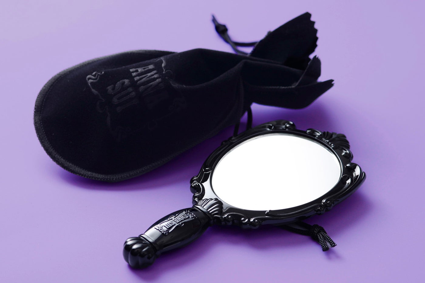 ハンドミラー付きの特別なプランを先着限定50名に用意／提供画像