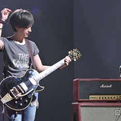 滝川クリステル/「コカ・コーラ ゼロ」新CM「Rock‘n’Roll Newscaster」篇メイキングショット