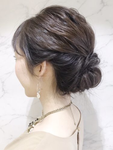 骨格ストレートに似合うヘアアレンジ15選 顔まわりがスッキリ見える大人スタイル モデルプレス