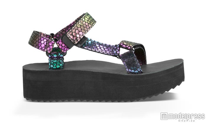 Flatform Universal Iridescent(フラットフォーム ユニバーサル イリデセント)ブラック