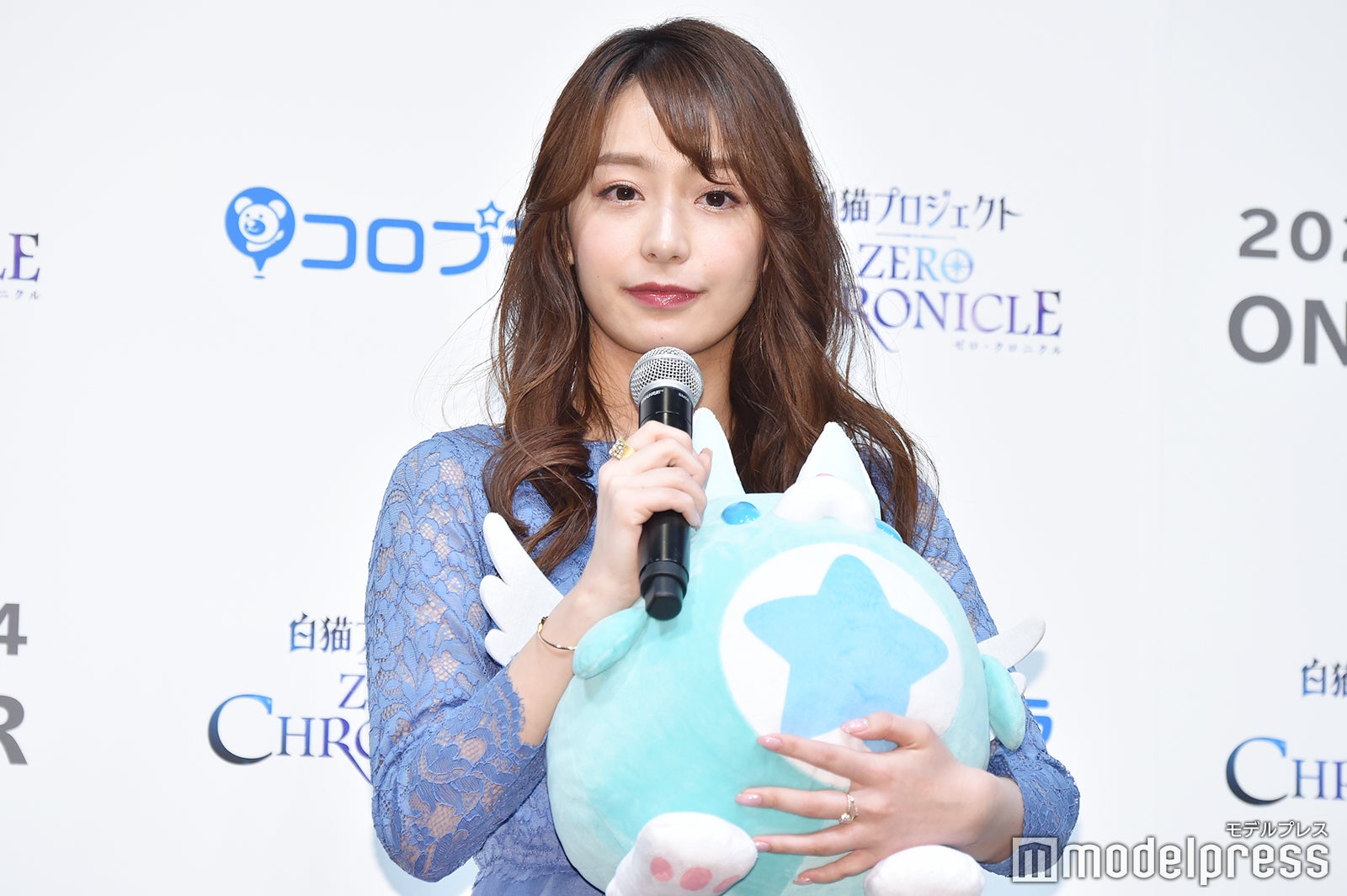 （C）モデルプレス