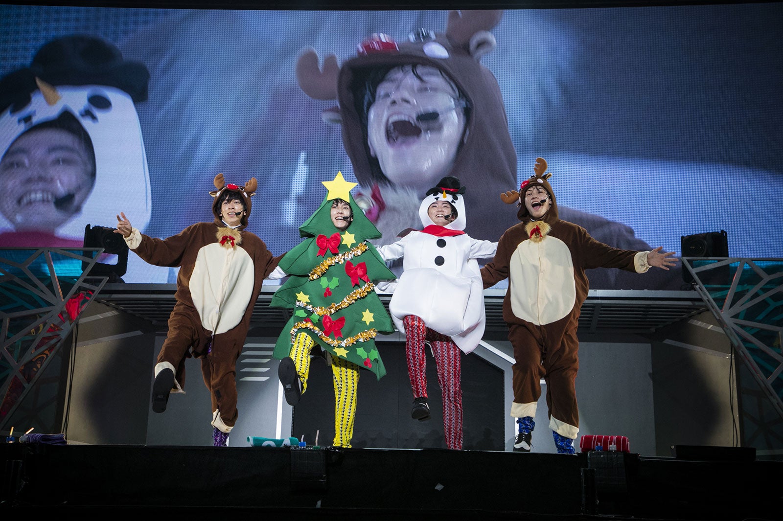 超特急／Photo by：米山三郎、深野輝美