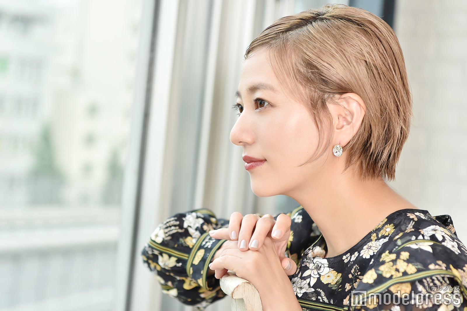 伊藤千晃インタビュー 自粛中に感じた音楽活動への迷い ファンとの繋がり 息子とやりたいことは など読者質問にも回答 モデルプレス