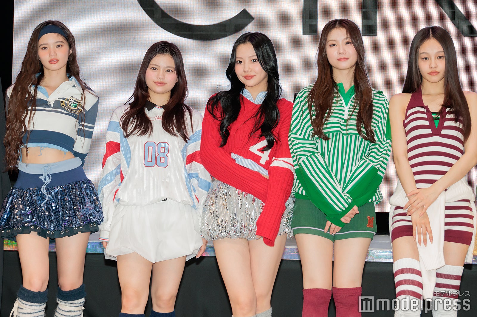 TOA、NIKORI、HINATA、MYU.Y、YURARA（C）モデルプレス