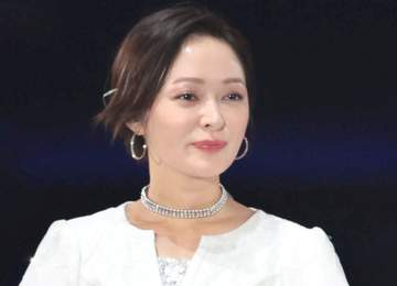 20歳で出産→4人の母になった元国民的アイドル42歳 髪ばっさりショートで驚異の若返り「お似合いです」「可愛い」