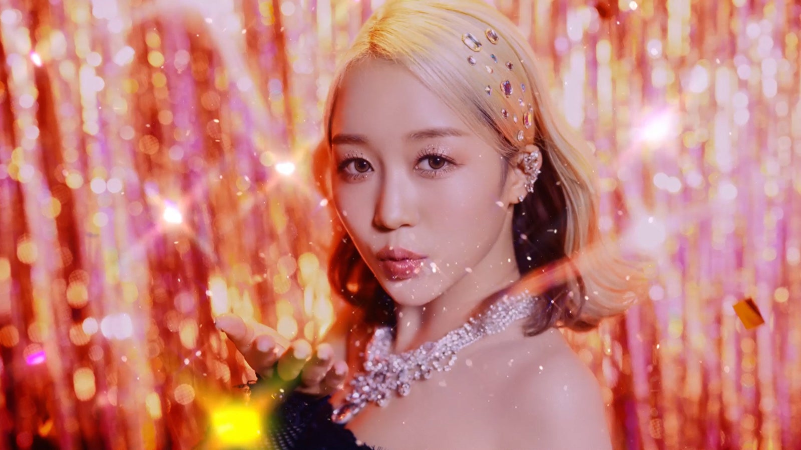 ヒカル／新Web-CM「Catch Your Beauty！」篇より（提供写真）